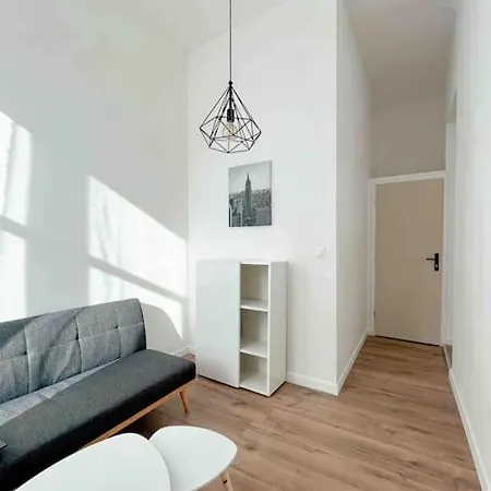 Designed Flat In Center * Mentona
